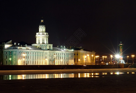 圣彼得堡城市夜生活旧城一个文图片