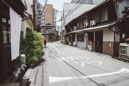 日本大阪的中崎町街道图片