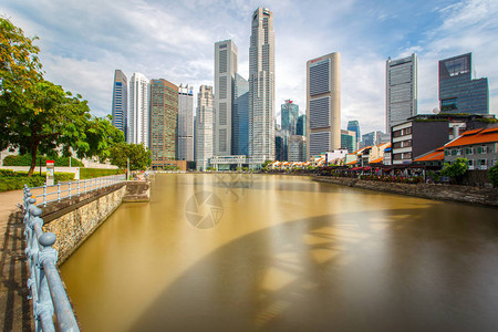 新加坡新加坡市阳光日的商业大厦和金融区图片