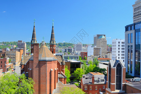 圣保罗大教堂位于美国阿拉巴马州伯明翰市背景图片