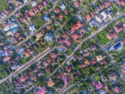 住宅区鸟瞰图泰国曼谷郊区的房地产土地图片