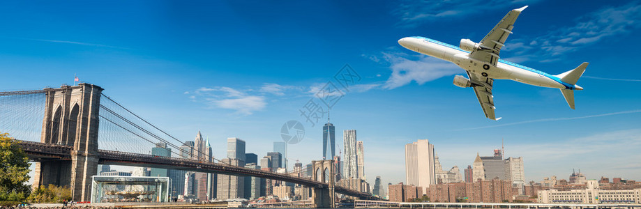 搭乘纽约的天线飞机起飞后图片
