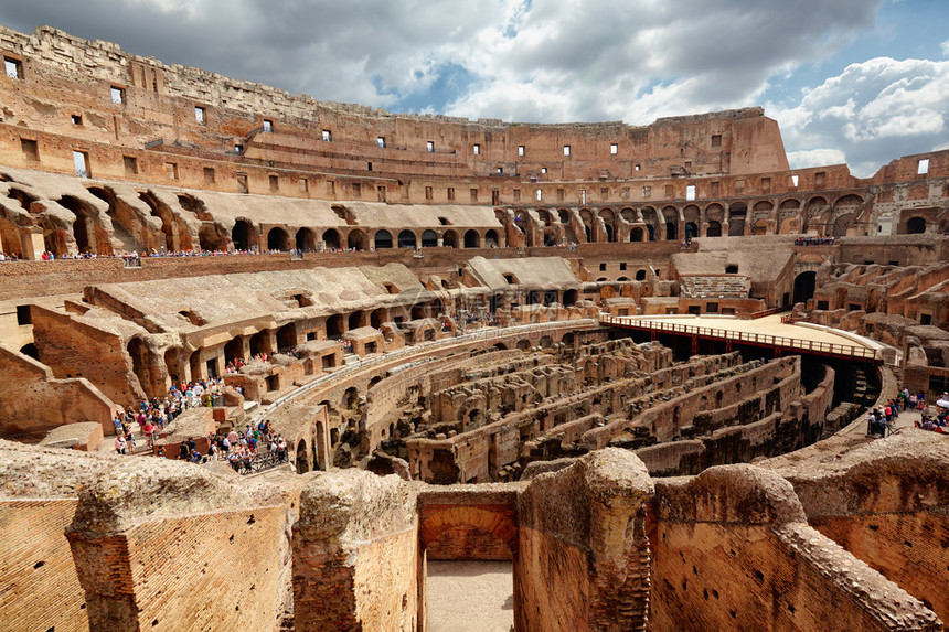 斗兽场是罗马和意大利最著名和最引图片