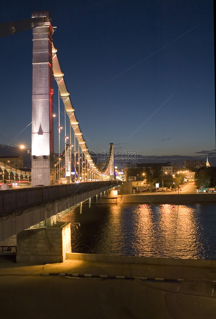 莫斯科河克里米亚桥图片