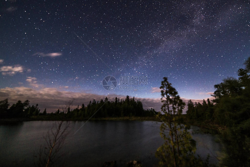 唯美的夜景星空星星图片