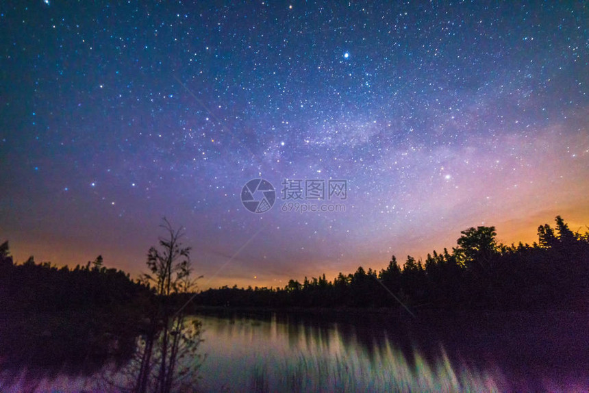 唯美的夜景星空星星图片