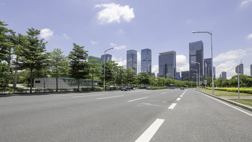 空沥青路和现代深圳市图片