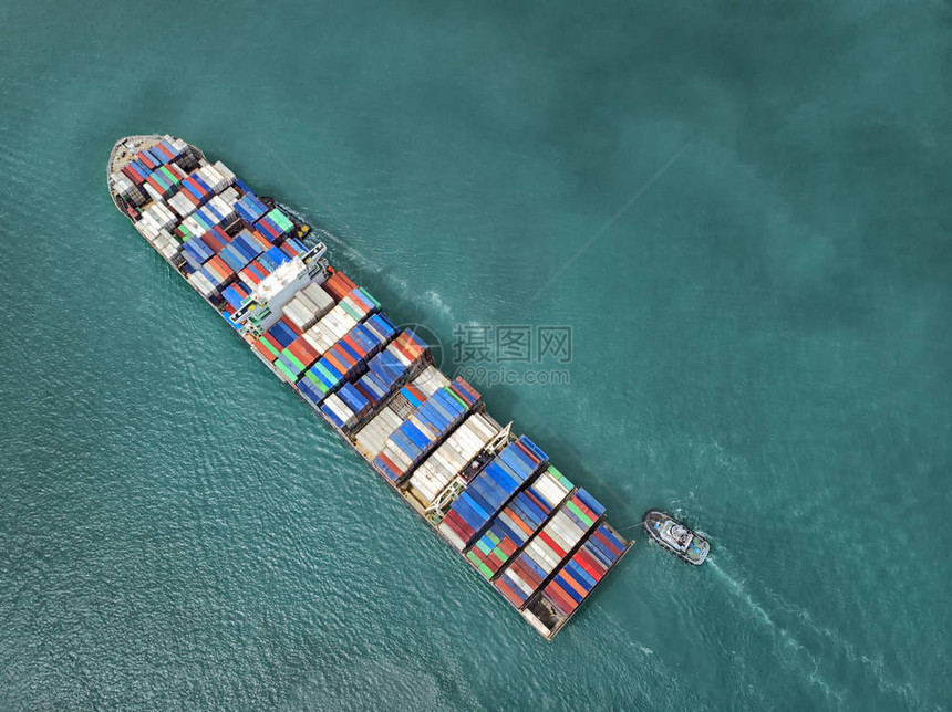 集装箱船在海洋进出口业务和物流中国际图片
