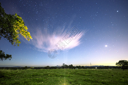 唯美的夜景星空星星图片