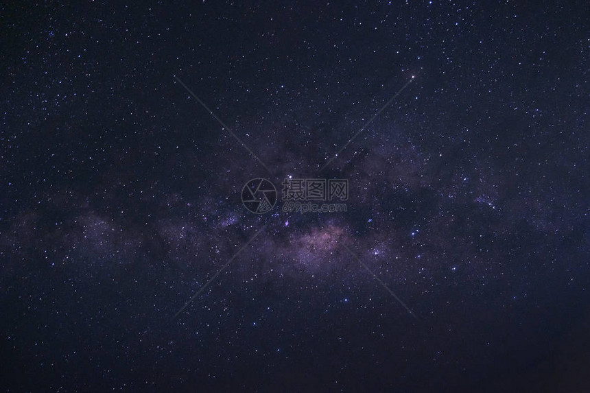 夜晚美丽的夜景星空银河图片