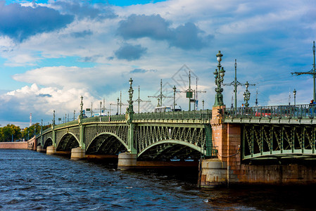 三一桥圣彼得堡图片