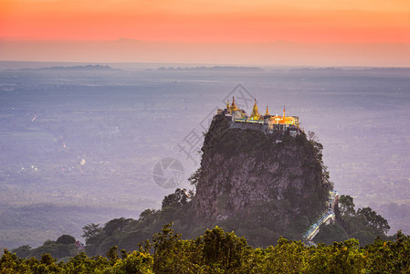 缅甸波帕山TaungKa图片