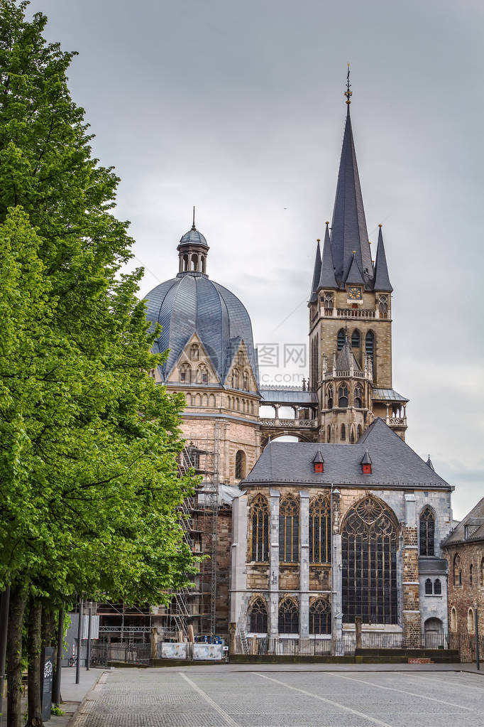 Aachen大教堂是位于德国Aachen的图片