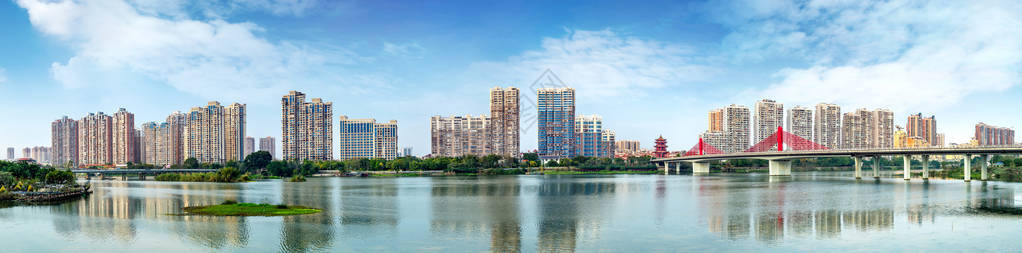 城市天际线和九龙江漳州高清图片