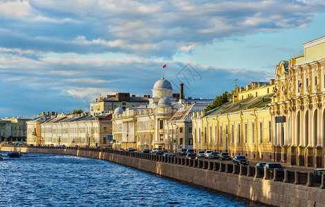 Voskresenskaya堤防在圣彼得堡图片