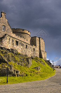 黑云在苏格兰爱丁图片