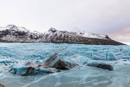 冰岛冰冻的斯维纳费图片