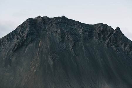 壮丽的冰岛风景与黑色落基山脉图片