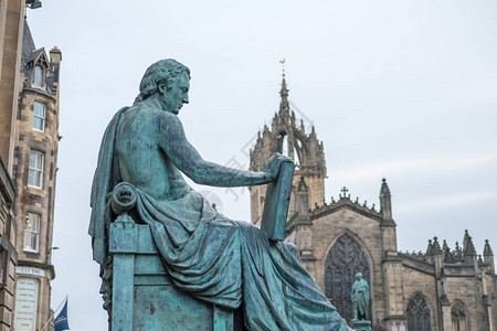 关于苏格兰爱丁堡皇家里叶事件背景的圣吉勒大教堂DavidHumeH图片