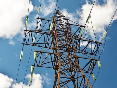 高压输电线路到城市的电力设施背景图片
