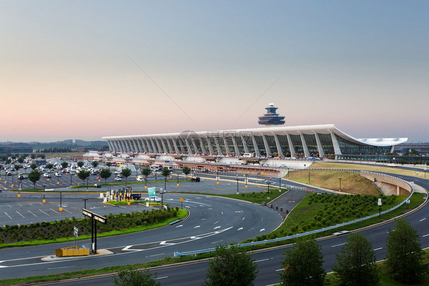 美国弗吉尼亚州杜勒斯机场图片