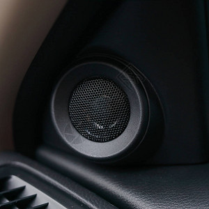 现代汽车中的小型扬声器立体声音乐频图片