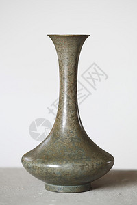 小古董青铜花瓶图片