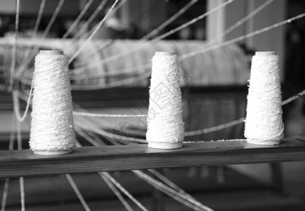 用于生产纺织工业中用于纺纱的带有丝网的织图片