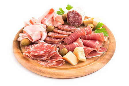 意大利肉类和奶酪的砧板图片