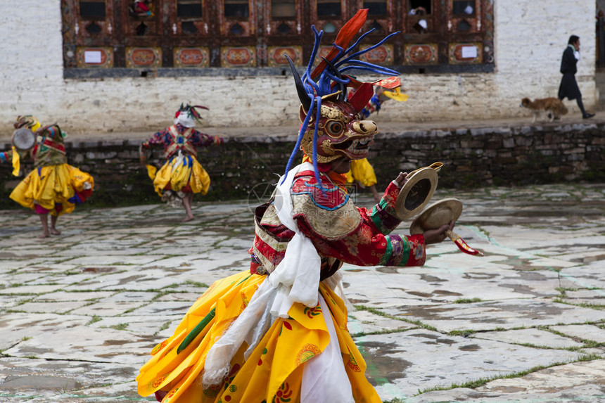 在不丹布姆昌谷的乌拉采丘节期间图片