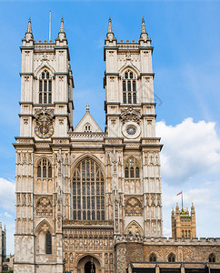 历史里程碑式教堂和英国王与后加冕中心的历史图片