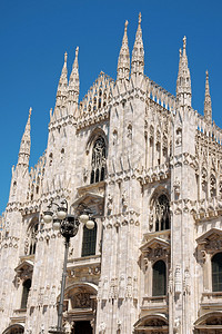 米兰大教堂的哥特式建筑在大教堂广场它是世界第四大教堂建造始于图片