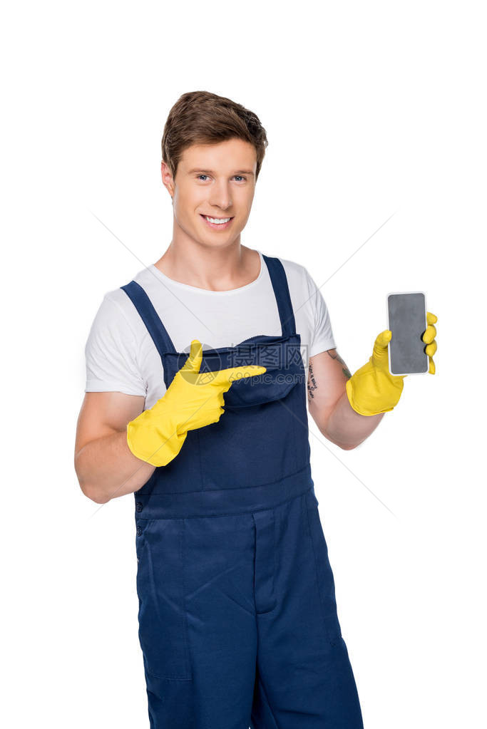 戴着橡胶手套的微笑清洁工的肖像图片