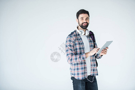 留着胡须的男人图片