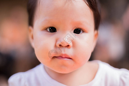 亚洲婴儿脸部特写镜头图片