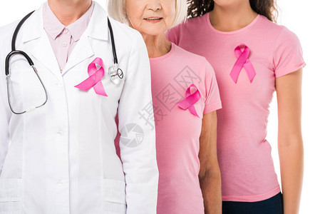 医生和有乳癌认知意识的妇女被拍到的作物片子图片