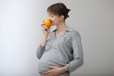 怀孕妇女食图片
