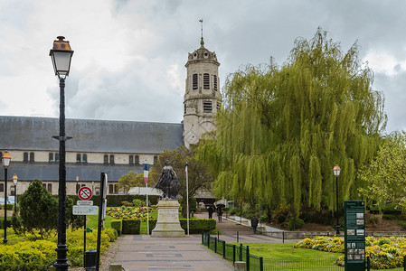 圣伦纳德教堂是位于法国Honfleur图片