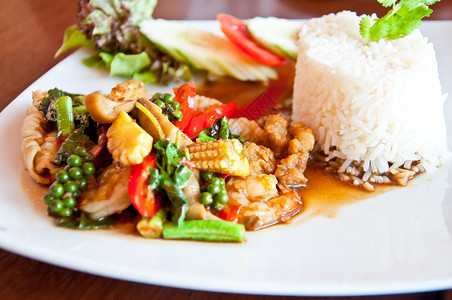美味的泰国食品图片