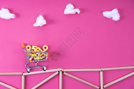 有数字的购物车骑在桥上用粉色的图片