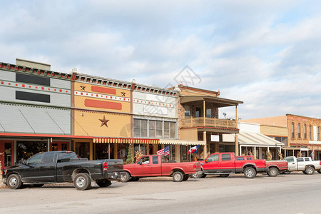 美国德克萨斯小镇旧砖店的图片