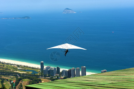 巴西里约热内卢吊挂滑图片