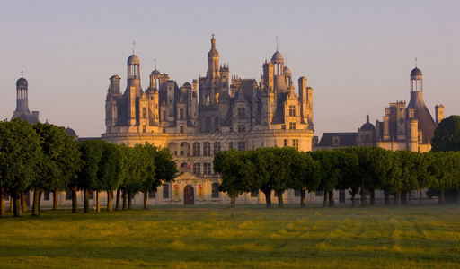 日出时尚伯城堡法国中心Loire图片