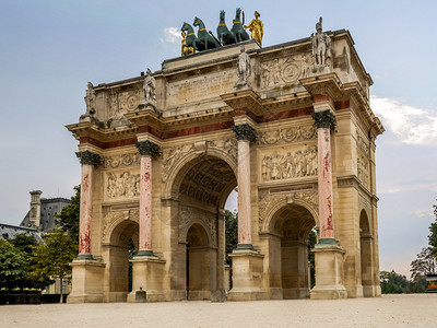 法国巴黎卡鲁塞尔凯旋门图片