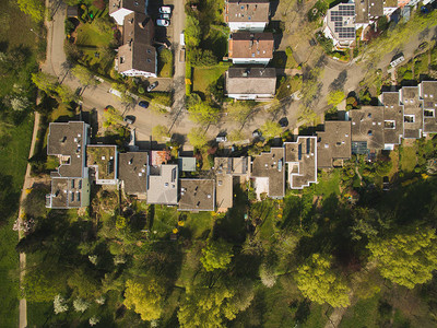 德国拥有房屋的城市的空图片