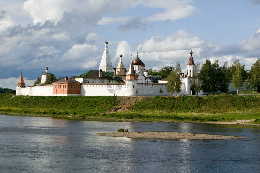 斯塔里察伏尔加左岸特维尔地区的奥斯彭图片