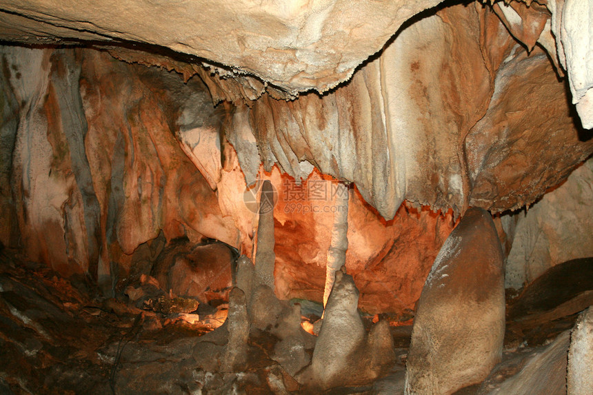 MramornayaMarble洞穴图片