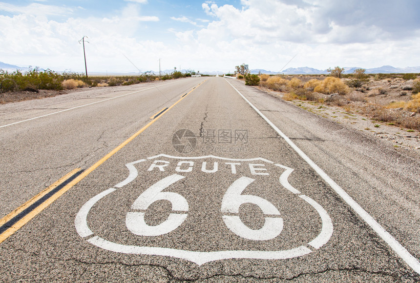 加利福尼亚沙漠公路上著名的图片