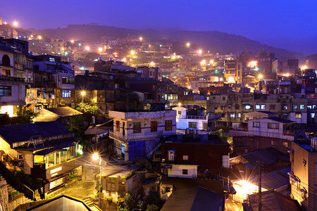 秋分村夜景图片