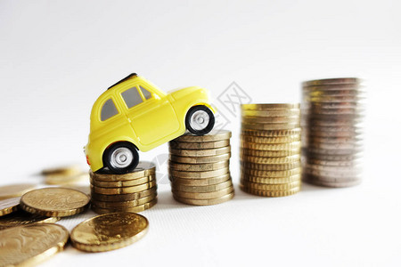 汽车运行概念成本上涨小黄车装在现图片
